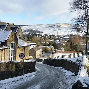 Charming, Wonderfully Cosy One Bedroom Giggleswick