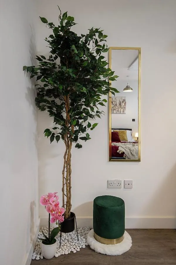 King Sized Luxury - Stylish Studio Flat Blackpool 0*,