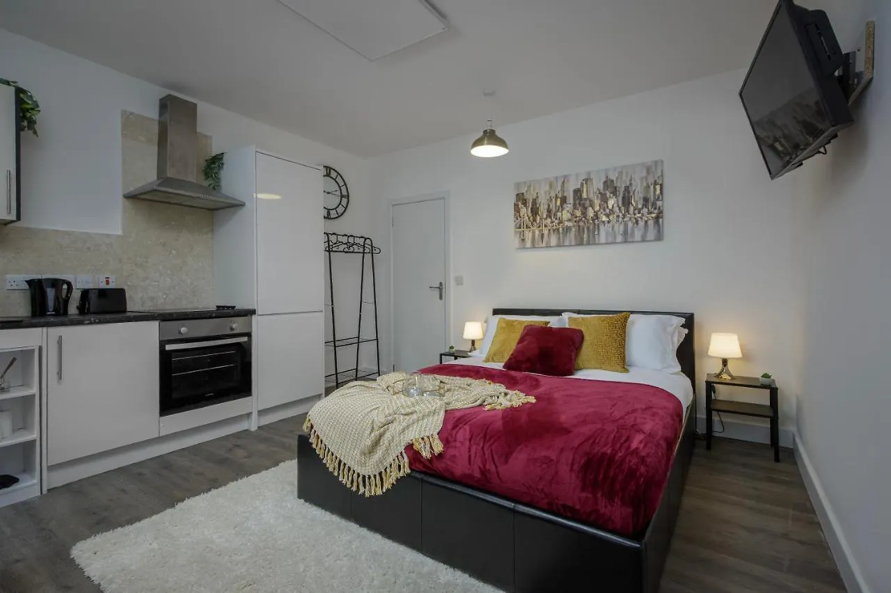 King Sized Luxury - Stylish Studio Flat location